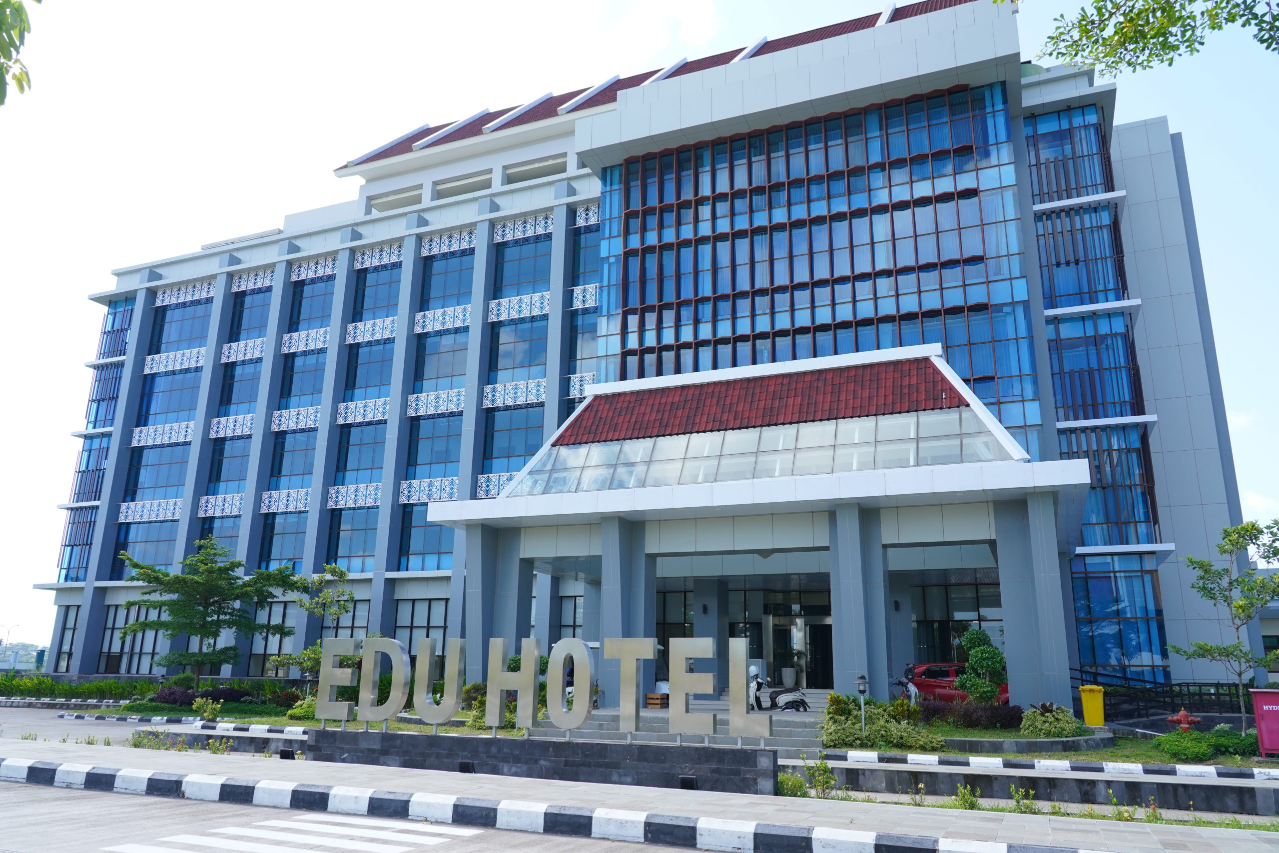 Edu Hotel