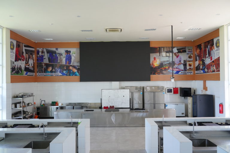 Lab Kitchen Stadium