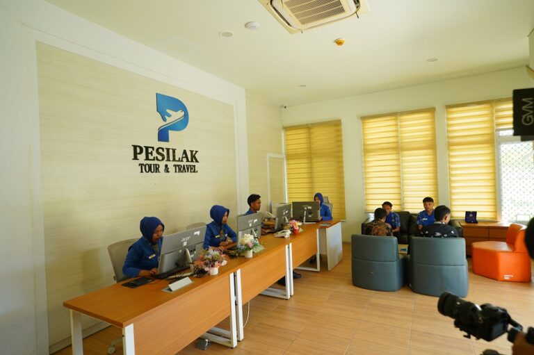 Pesilak Tour & Travel